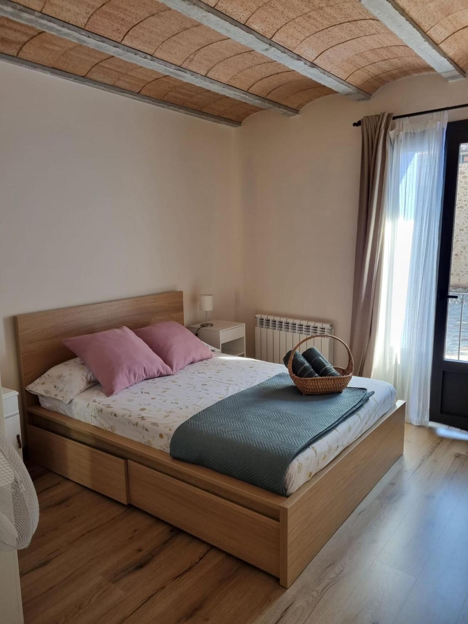 El Niu Dels Ocells Apartment ซานต์ ฮวน เด เลส อาบาเดสเซส ภายนอก รูปภาพ